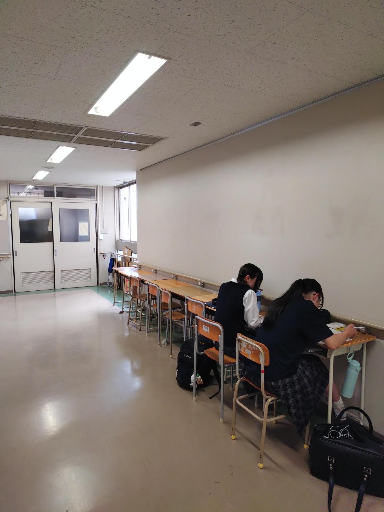 メディア (5) 1